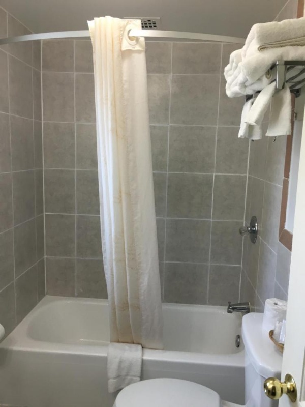 colony motel Jamestown image 13